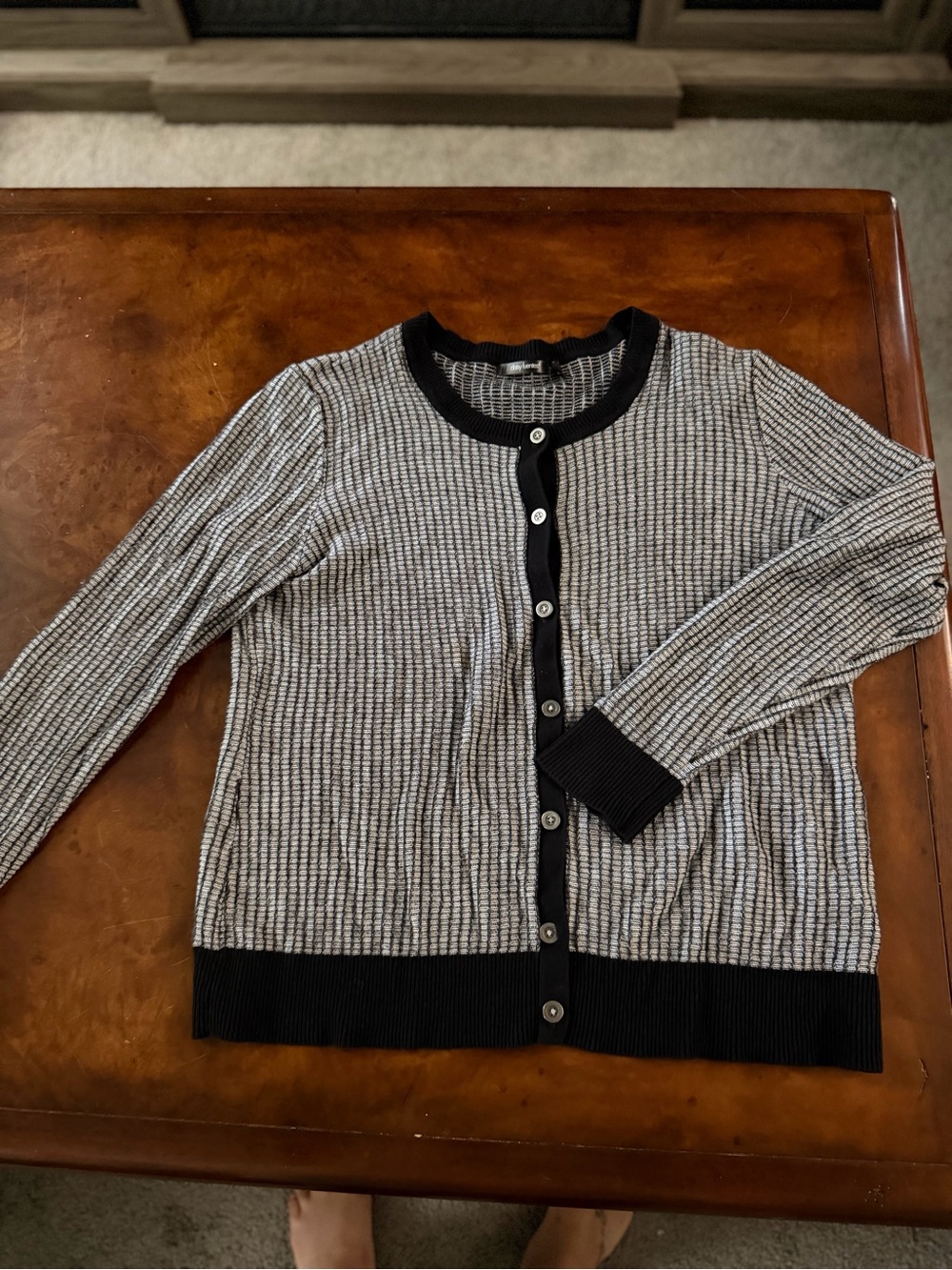 Daisy Fuentes Black and White Knit Button Down Cardigan Sweater Size Large